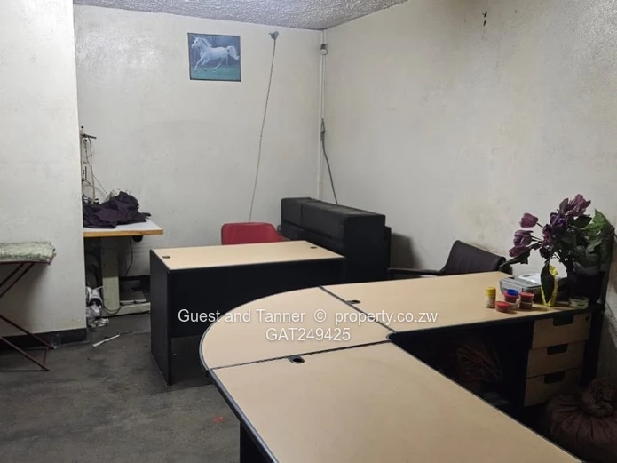Prime Willowvale Industrial / Commercial Property For Sale