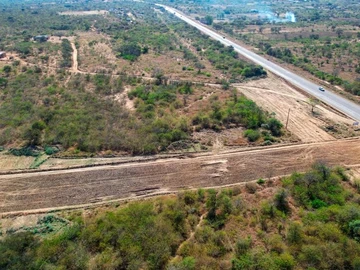 Commercial & Industrial Land