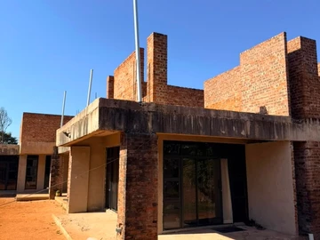 7 Bedroom House