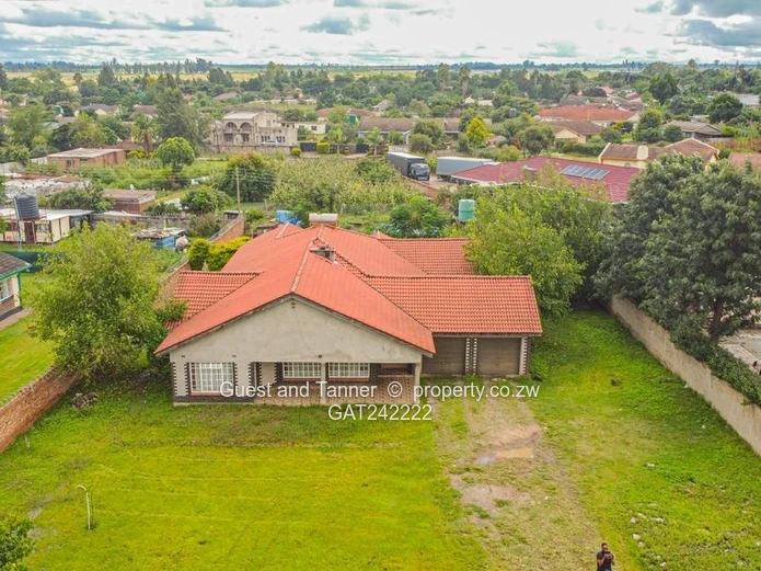 4 Bedroomed house For Sale In Marlborough