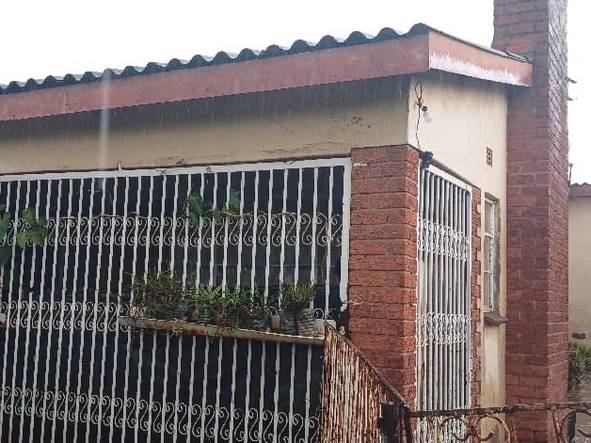 6 Bedroom House