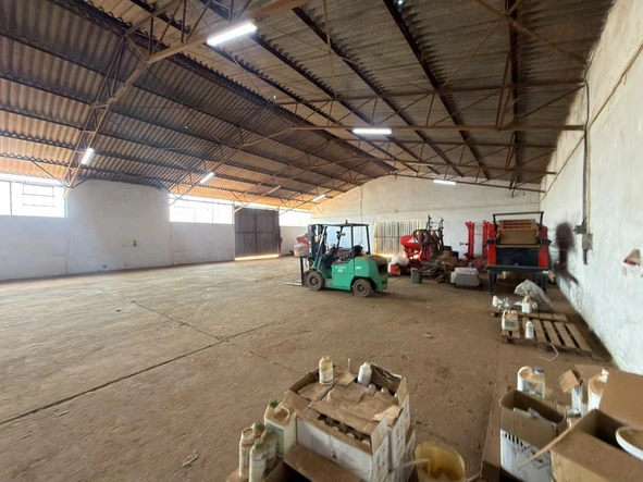 Warehouse & Factory