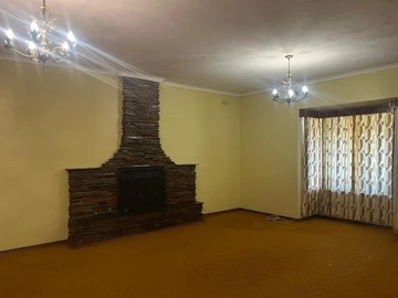 ?? To rent : Elegant Family Home –  Gunhil Avenue