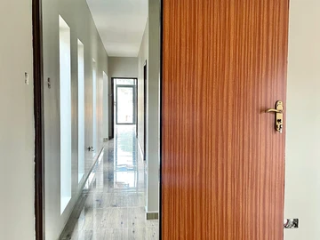 3 Bedroom Flat & Apartment