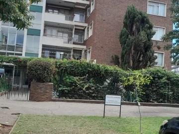 3 Bedroom Flat & Apartment