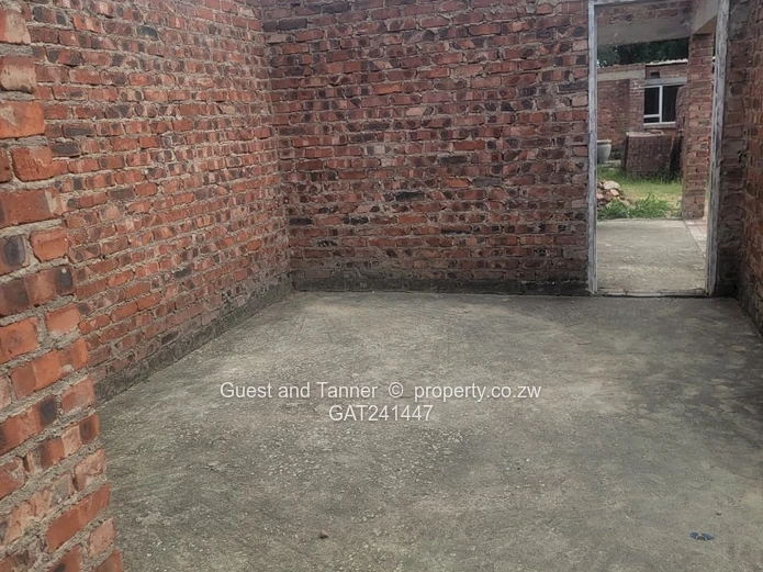 Incomplete 4BR House for Sale - Uplands, Waterfalls - Title Deed Available