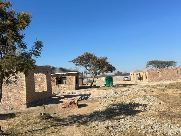 Townhouse Stand For Sale in Mqabuko Heights