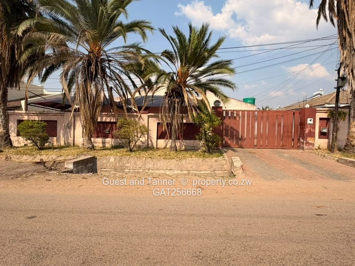 3 Bedroomed House For Sale In Mainway Meadows
