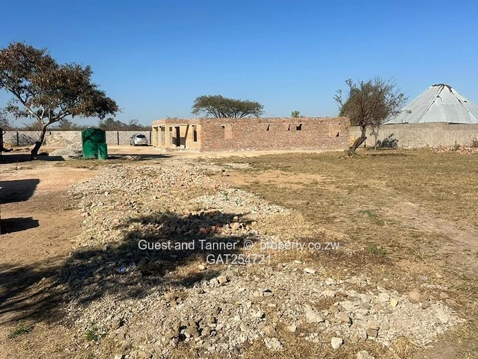 Townhouse Stand For Sale in Mqabuko Heights