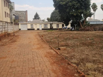 Commercial & Industrial Land