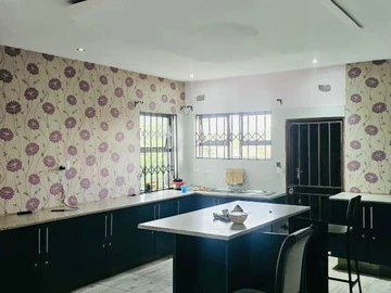 7 Bedroom House