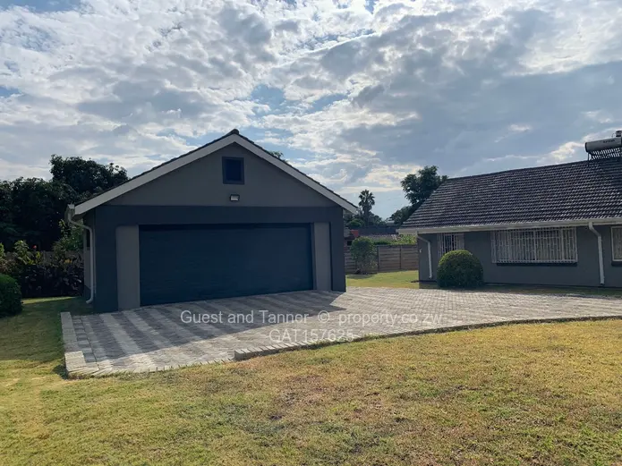 House for rent - with Caretaker