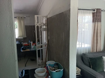 8 Bedroom House