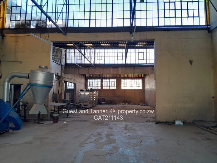 742 sqm Waterfalls Warehouse & Factory for rent