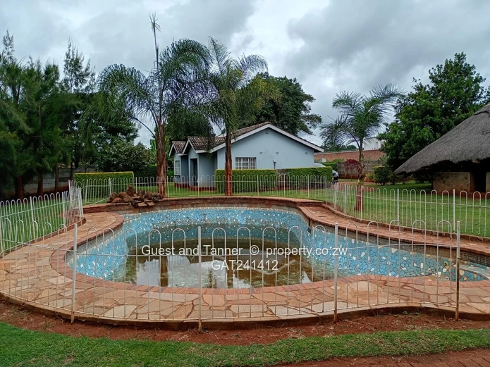 4-Bedroom House For Sale In Helensvale