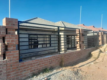 4 Bedroom House