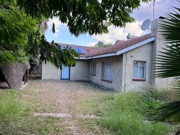 7 Bedroom House