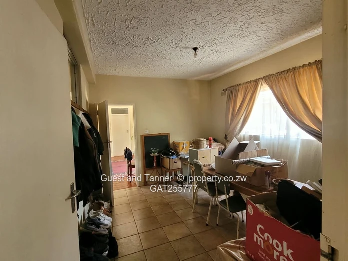 Spacious 5-Bedroom Double-Storey Property For Sale – Highlands