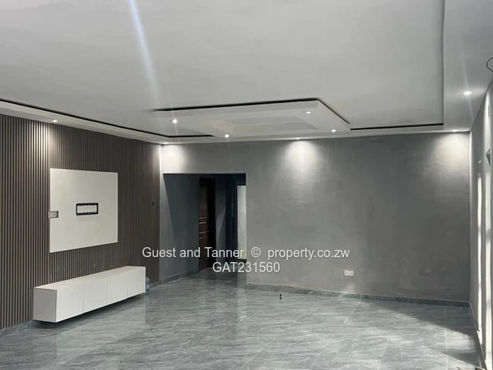 4-Bedroom Cluster Units for Sale in Hatfield – Prime Location, Modern Living