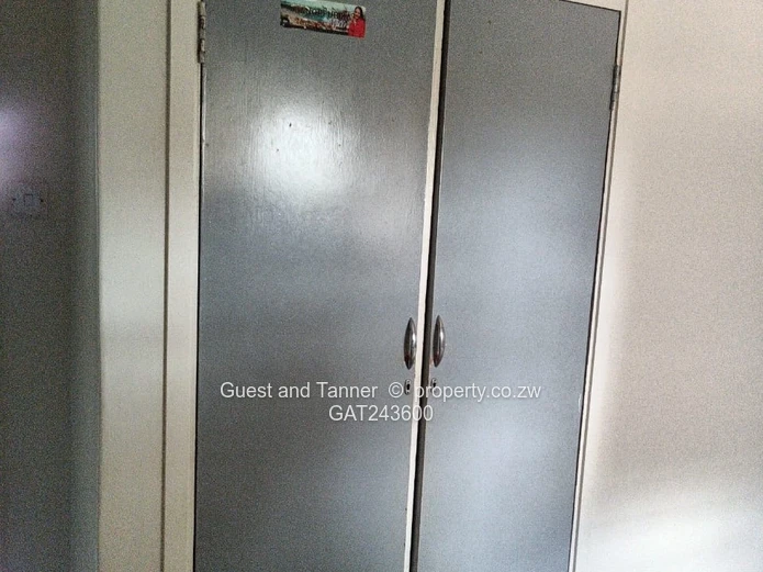 3 Bedroom Flat For Sale In Prospect
