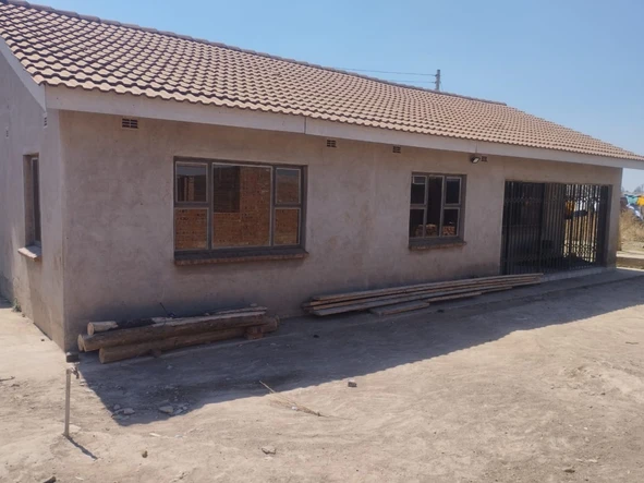5 Bedroom House