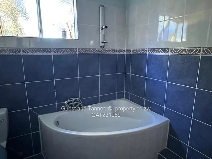 Spacious One-Acre Property for Sale – Fourwinds, Bulawayo