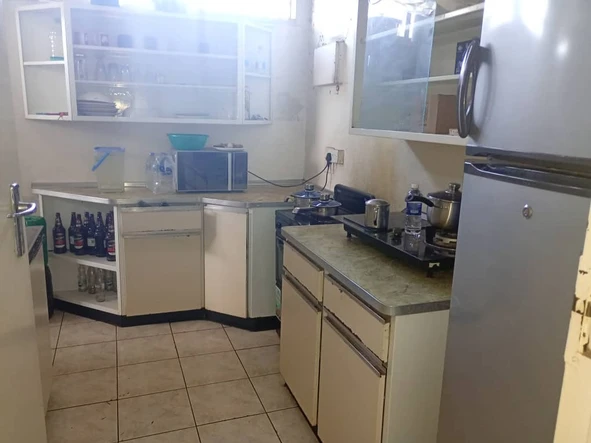 2 Bedroom Flat & Apartment