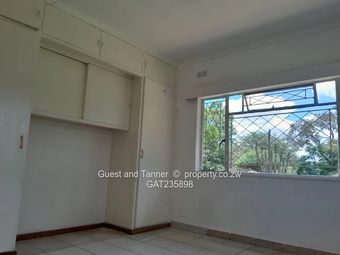 3 Bedroom House for Rent in Hatfield - Rates included