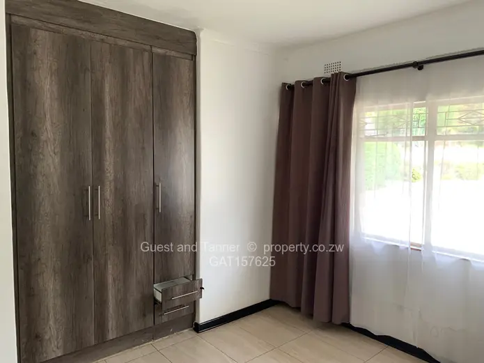 House for rent - with Caretaker