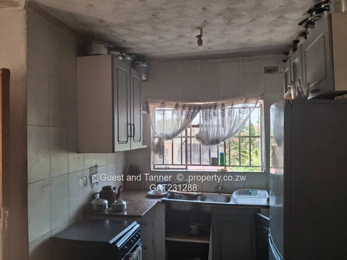 Crowhill – Incomplete 5-Bedroom Double Storey with Cottage & Dam Views