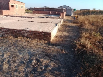 Stands & Residential Land