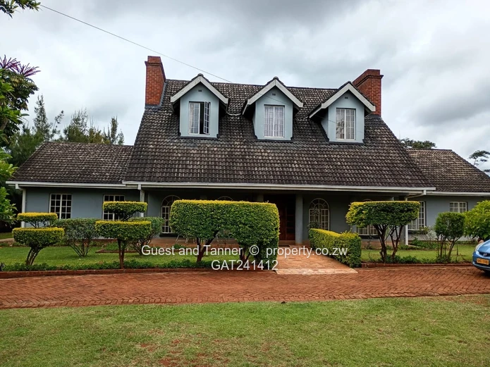 4-Bedroom House For Sale In Helensvale