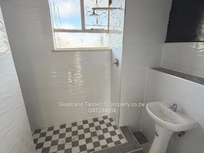 2 Bedroom Duplex Flat for Sale – Avenues, Harare (Sole Mandate)