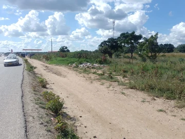 Commercial & Industrial Land