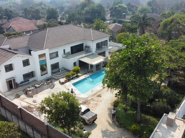 5 Bedroom House