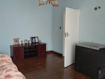 3 Bedroom Flat & Apartment