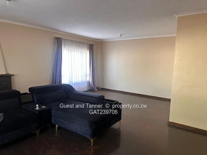 Prime Belvedere Family Home for Sale - Cottage, Swimming Pool & Mature Landscaped Garden with Deed (Sole Mandate)