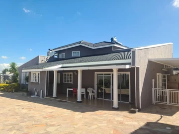 5 Bedroom House
