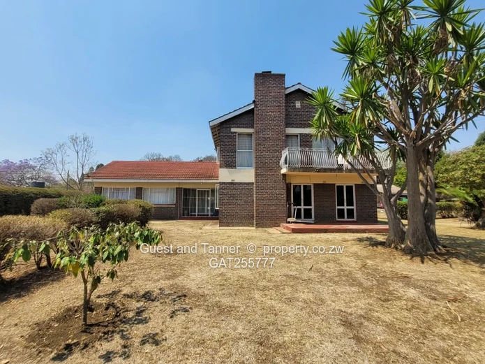 Spacious 5-Bedroom Double-Storey Property For Sale – Highlands