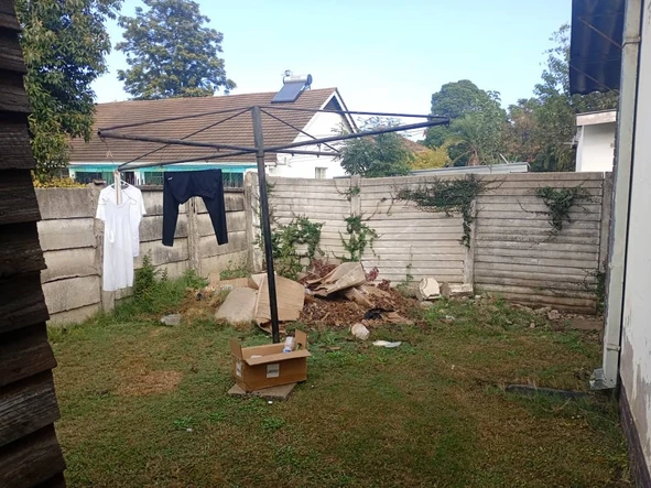 2 Bedroom Flat & Apartment