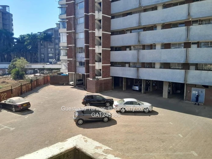 1 Bedroom Flat/Apartment to Rent in Avenues