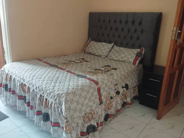 9 Bedroom House