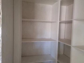 4 Bedroom Flat & Apartment