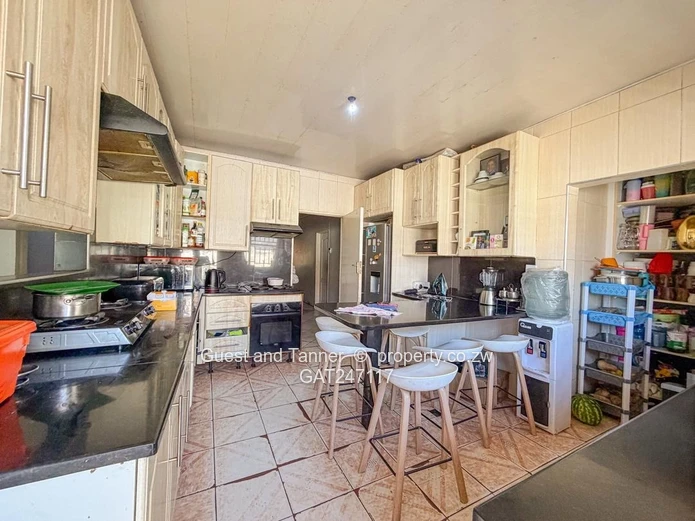 4 Bedroom Home for Sale in Mainway Meadows