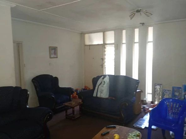 2 Bedroom Flat & Apartment