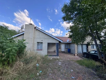 7 Bedroom House