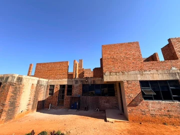 7 Bedroom House