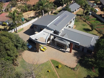 6 Bedroom House