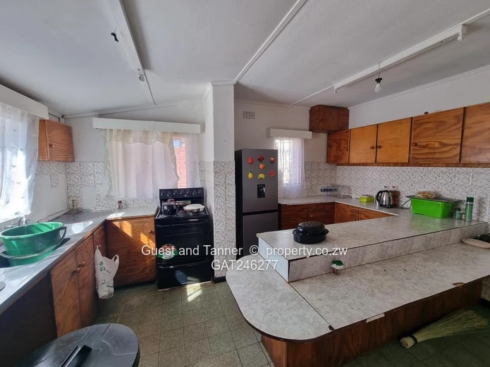 3-Bed House to Rent in Paddonhurst