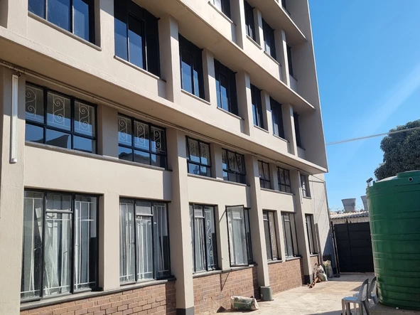 Flat & Apartment